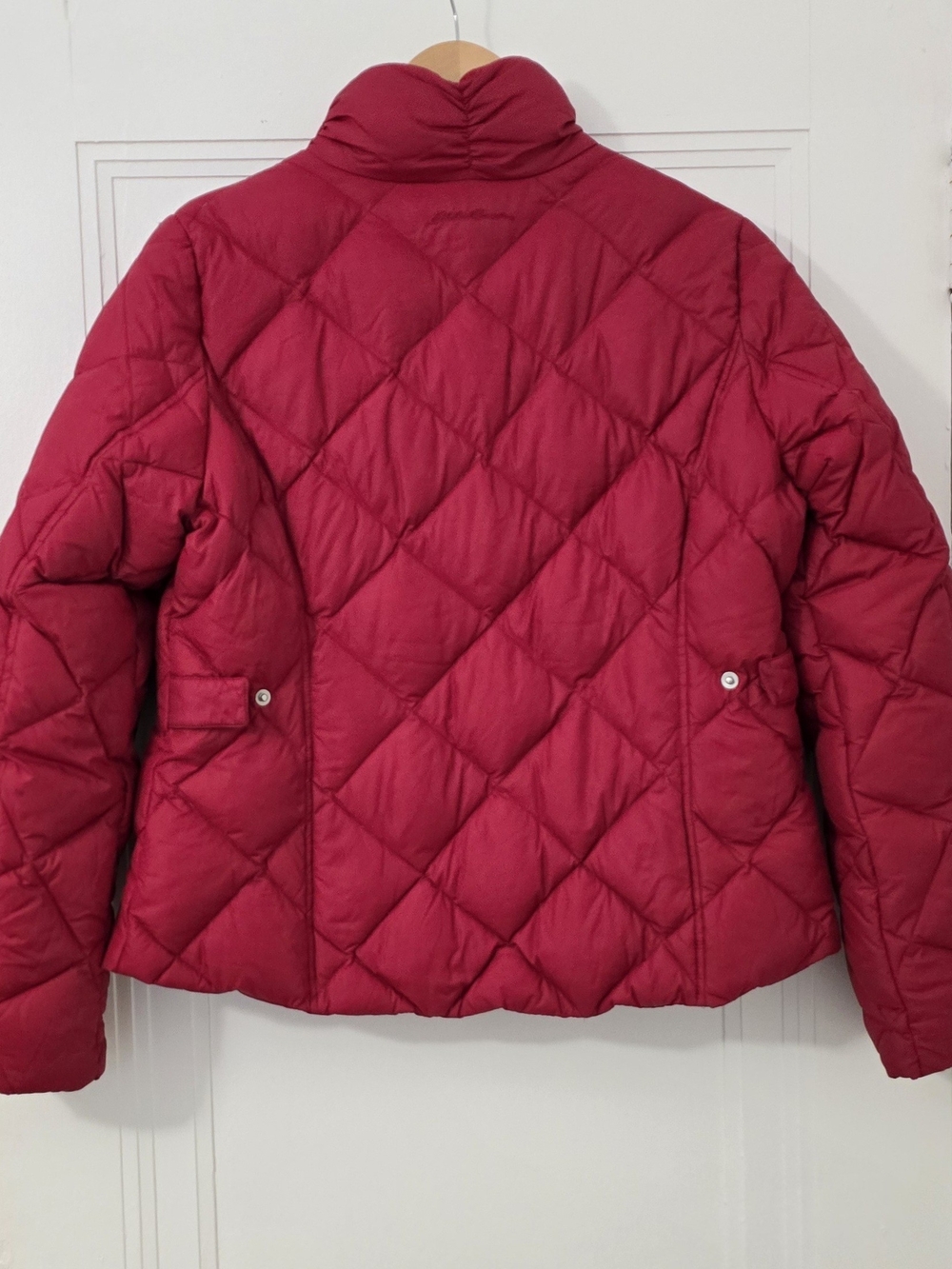 Eddie Bauer Red Quilted Diamond Puffer Jacket 700 Fill Power, Down Filled LP Euc - Picture 8 of 9